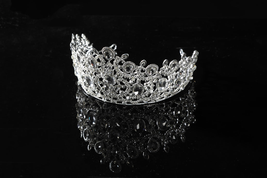 Wicked: For Good Part Two Galinda Dress with Crown Cosplay Costumes