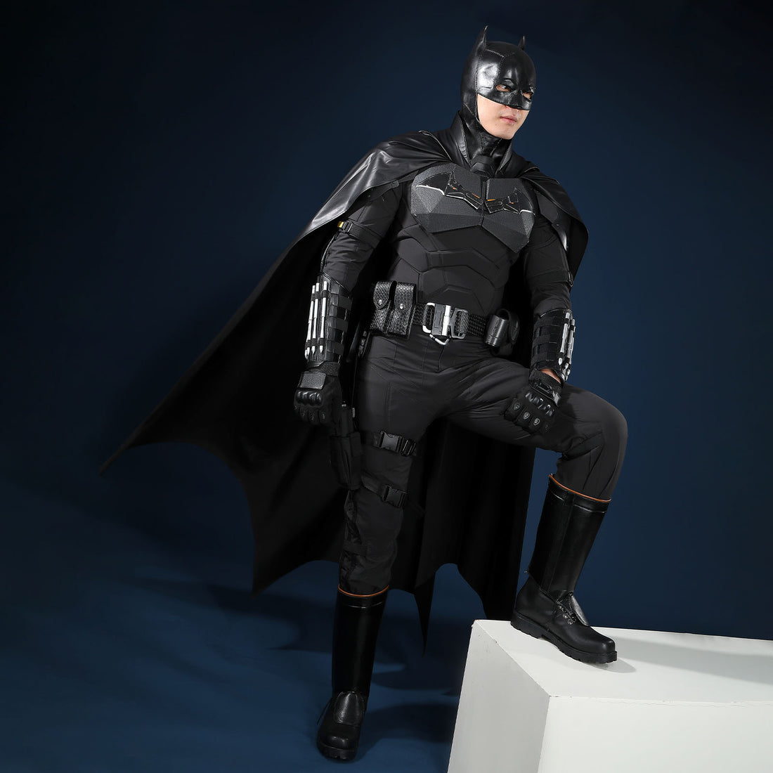 The Batman 2022 Bruce Wayne Cosplay Costumes Robert Pattinson Halloween Themed Party Outfits