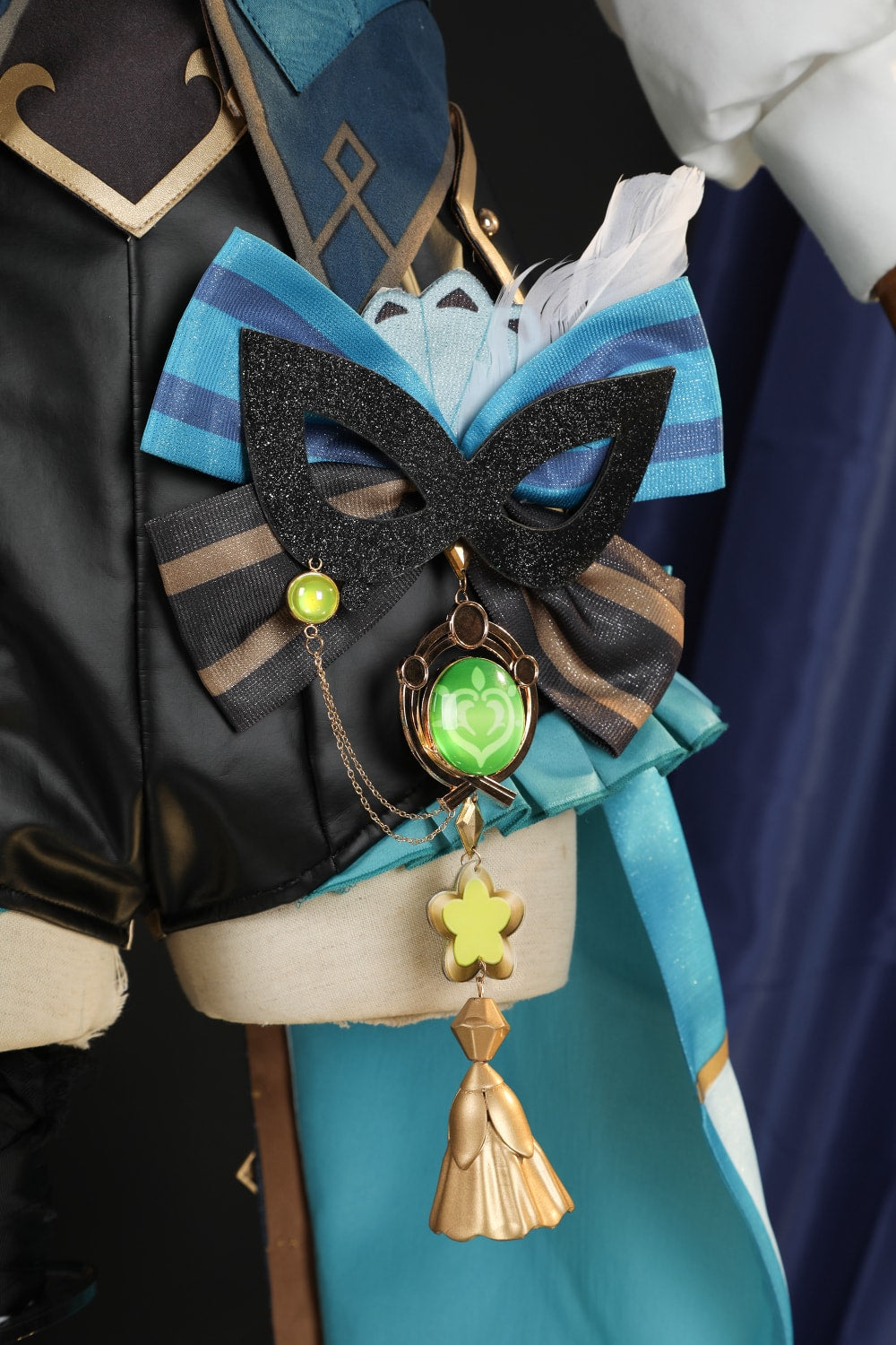 Genshin Impact Phantom in Boots Kirara Cosplay Costumes