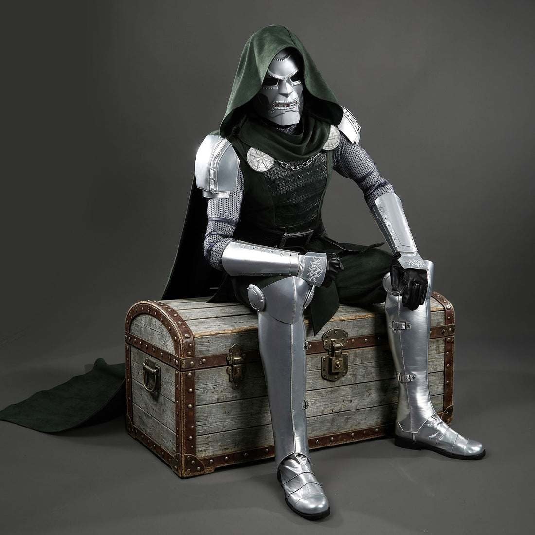 Avengers 5 Doomsday Doctor Doom Cosplay Costumes Halloween Theme Party Outfits