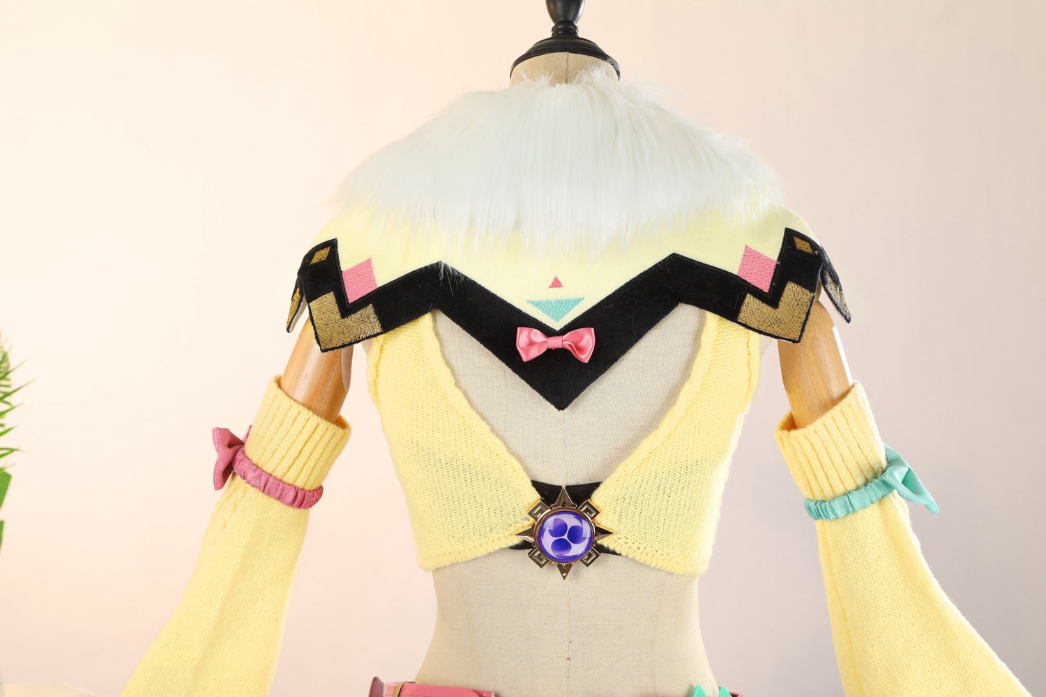 Game Genshin Impact Varesa Full Set Top Cosplay Costumes