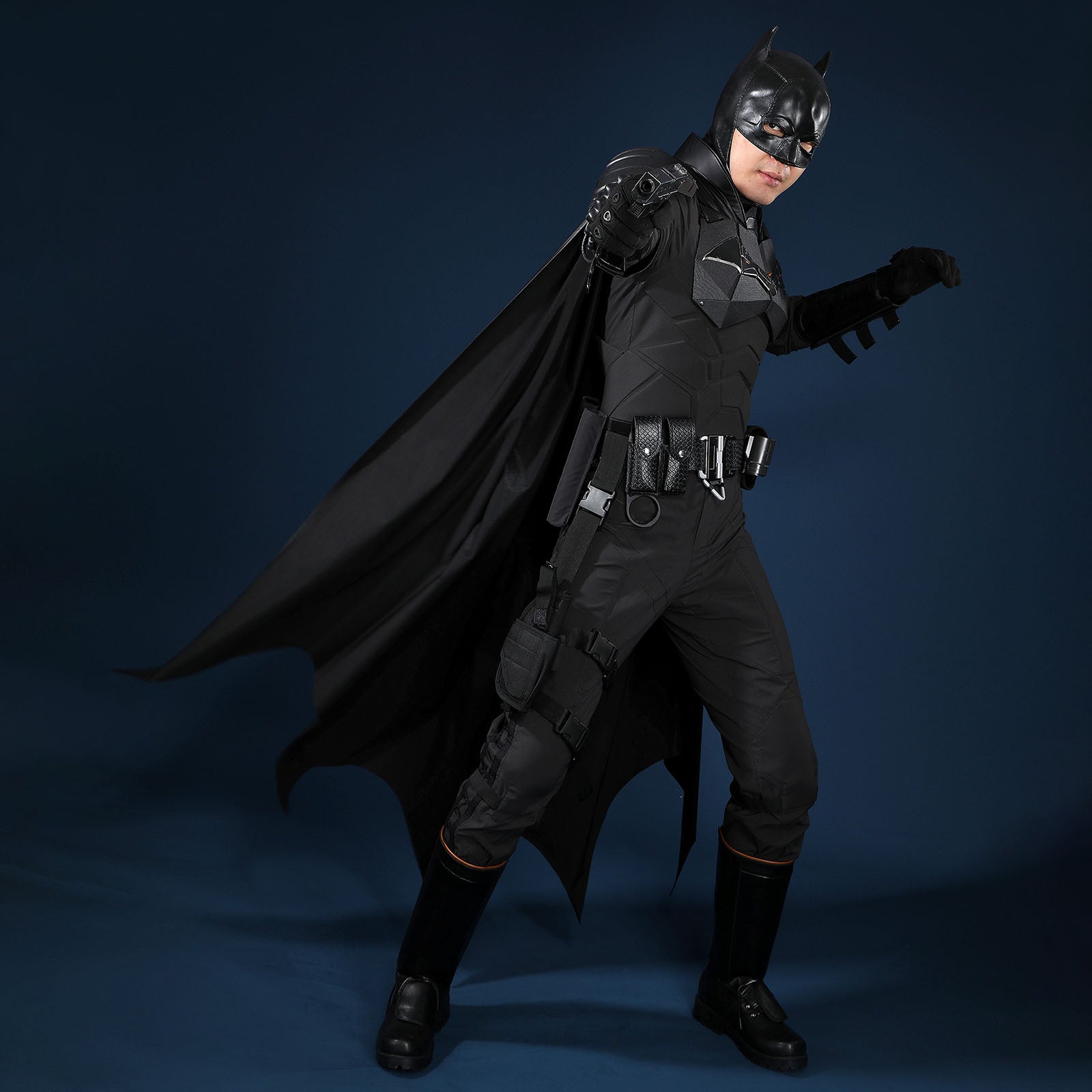 The Batman 2022 Bruce Wayne Cosplay Costumes Robert Pattinson Halloween Themed Party Outfits